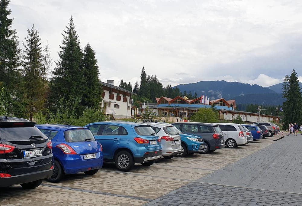 Parkovisko v areáli Meander Oravice